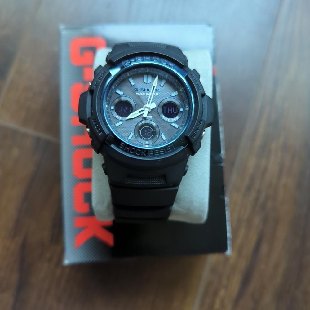 Casio G-Shock AWG-M100A
